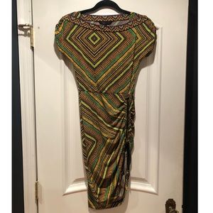 BCBG MAX AZRIA tight fitting dress with slit - Size XS - NWOT